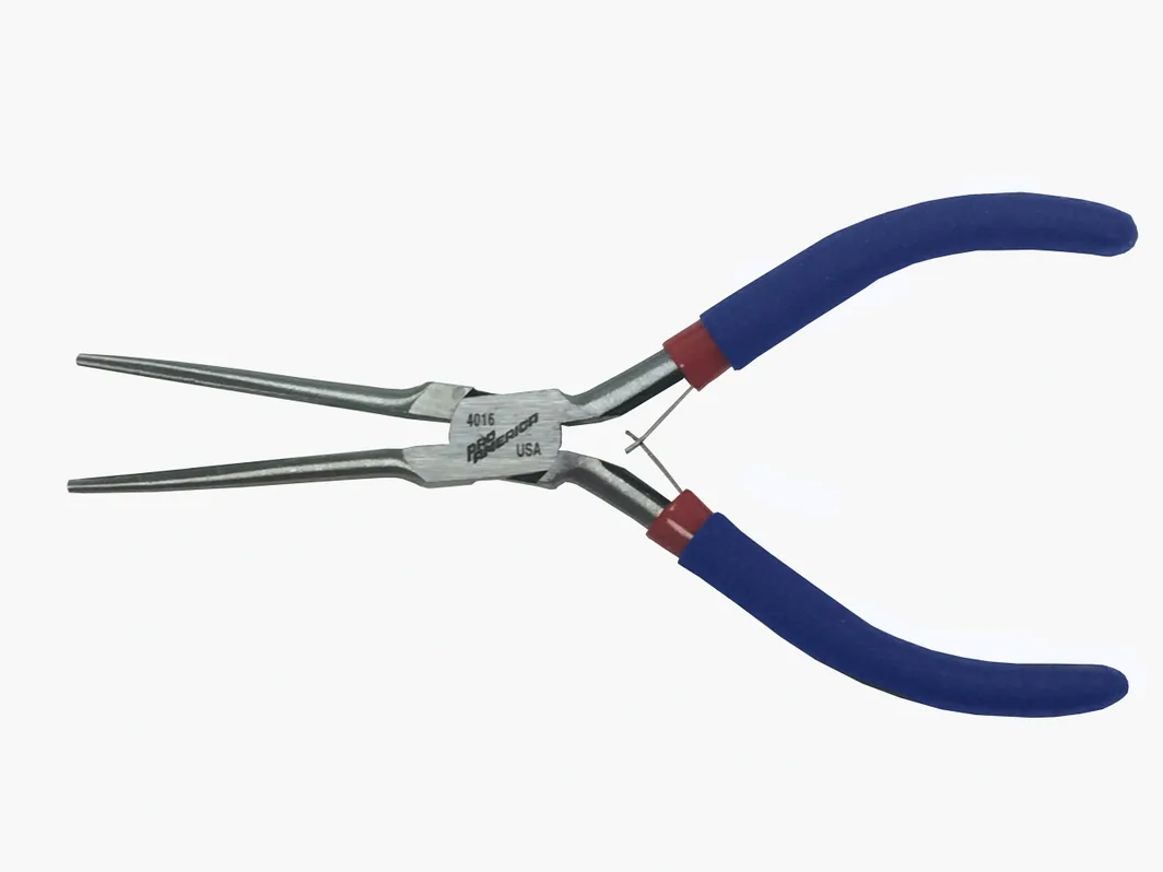 5 3/4" Needle Nose Serrated Jaw 4016